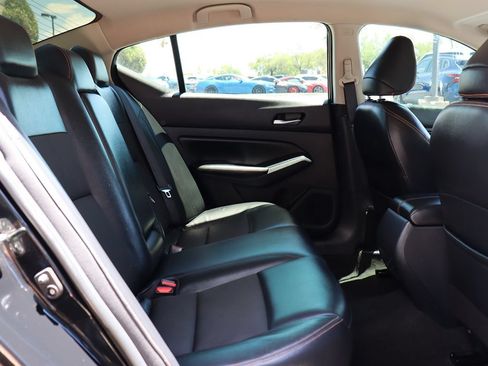 Used 2021 Nissan Altima 2.5 SR FWD image 27