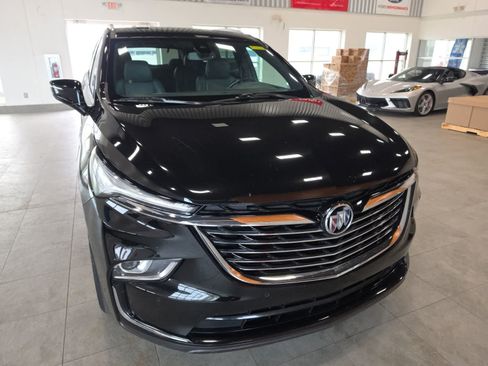 Used 2023 Buick Enclave Essence AWD/4WD image 4