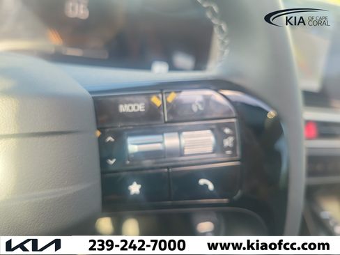 New 2026 Kia Sorento S FWD image 33