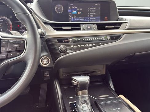 Used 2020 Lexus ES 350 350 w/ Accessory Package 2 image 12