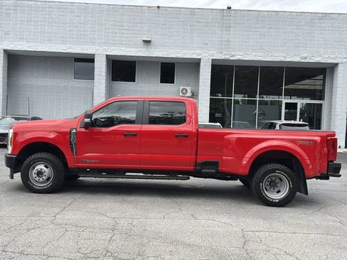 Used 2023 Ford F350 XL w/ XL Driver Assist Package AWD/4WD image 2