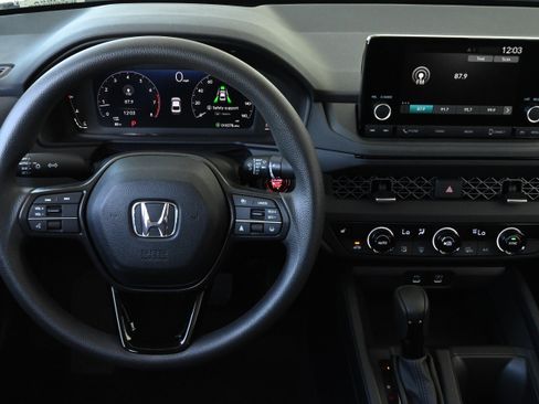 Used 2024 Honda Accord EX image 16