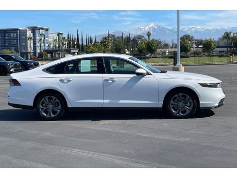 Certified 2025 Honda Accord EX-L image 7