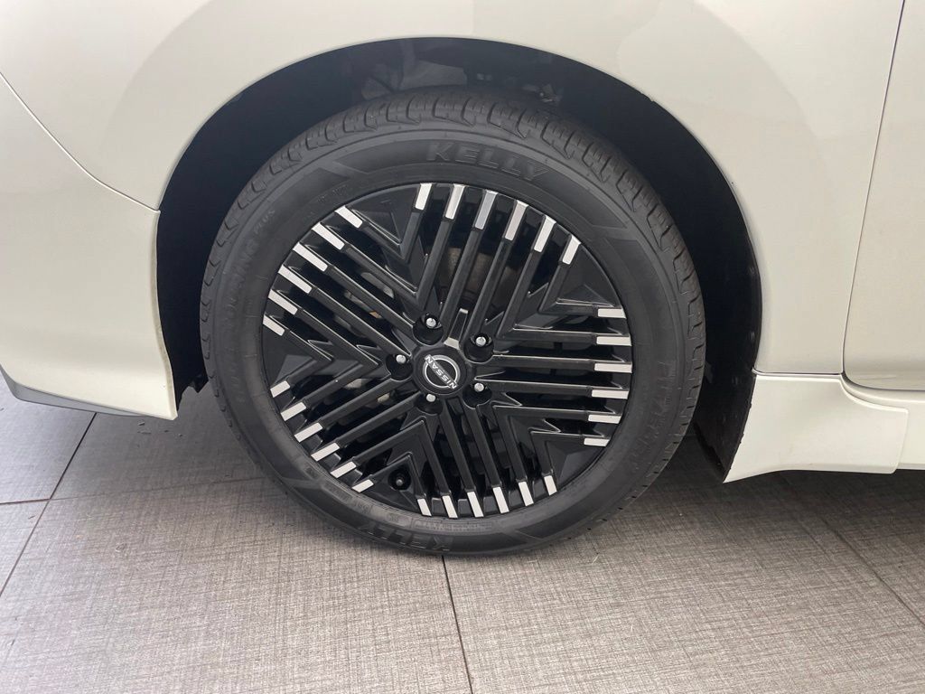Used 2023 Nissan Leaf SV Plus FWD image 9