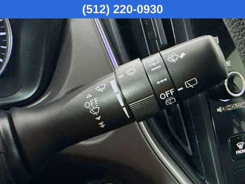 Used 2024 Subaru Crosstrek 2.0i Premium image 14