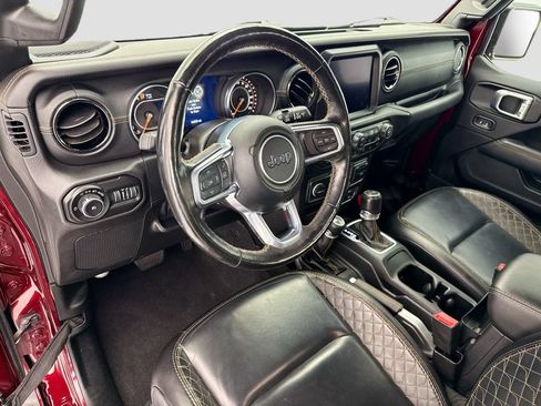 Used 2021 Jeep Wrangler Unlimited Sahara AWD/4WD image 9