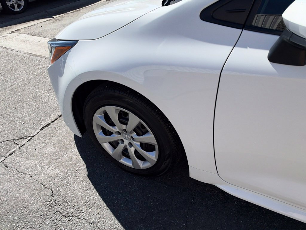 Certified 2025 Toyota Corolla LE FWD image 11