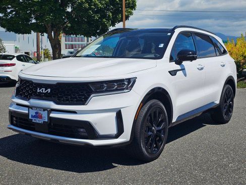 Used 2023 Kia Sorento SX AWD/4WD image 7