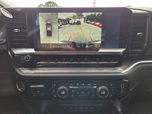 Used 2024 Chevrolet Silverado 2500 LTZ w/ LTZ Plus Package AWD/4WD image 19
