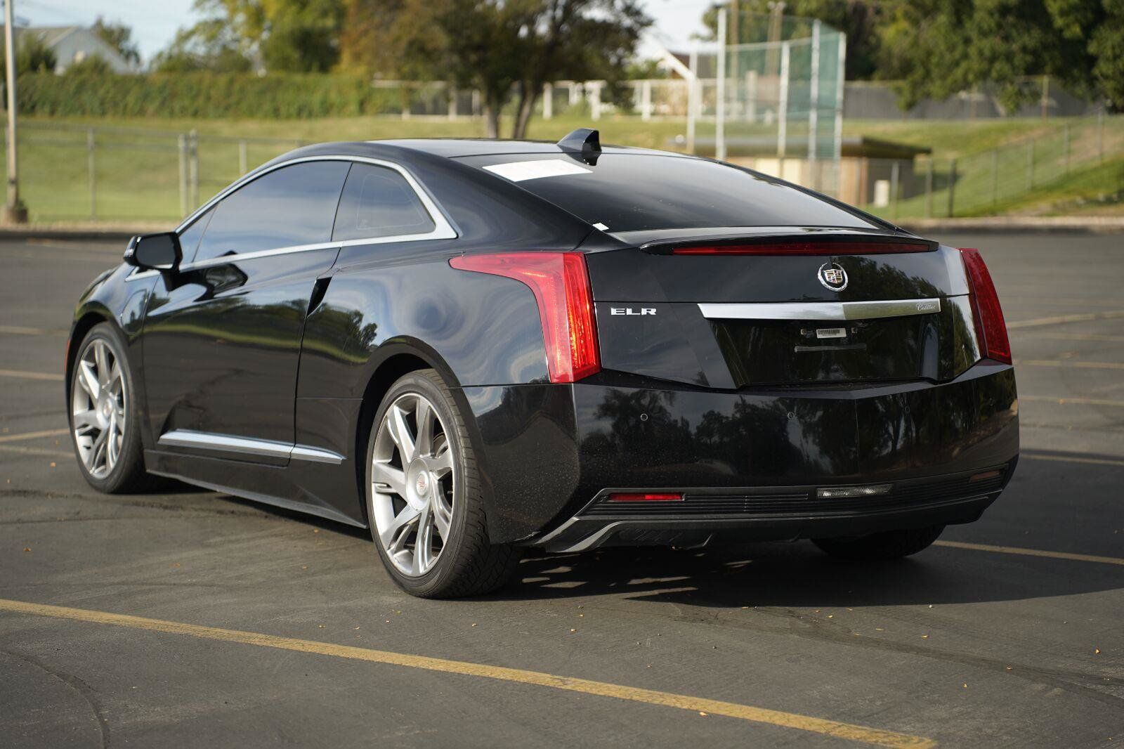 Used 2014 Cadillac ELR w/ Luxury Package FWD image 3