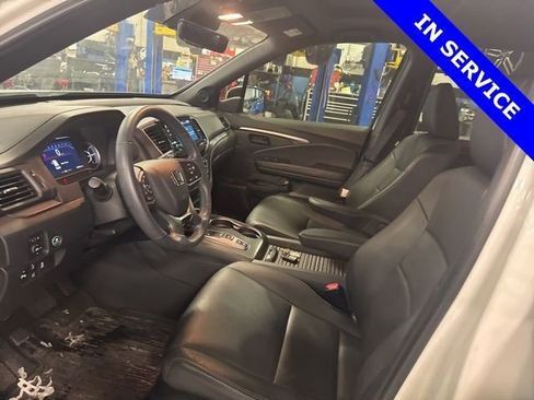 Used 2023 Honda Passport EX-L image 7