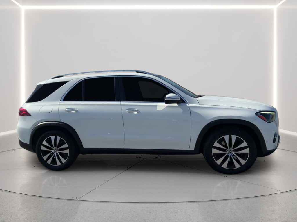Used 2024 Mercedes-Benz GLE 350 4MATIC image 4
