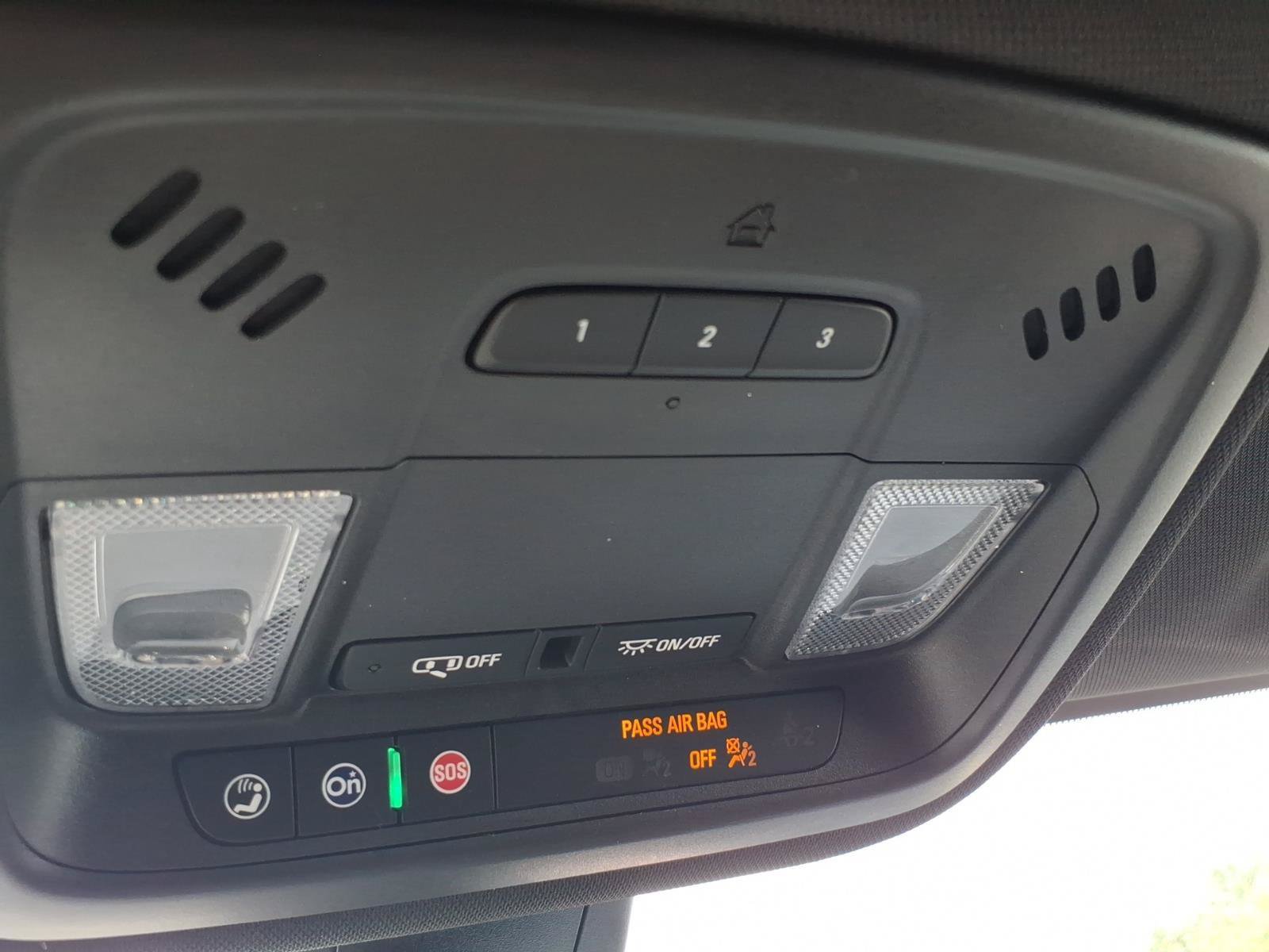 Used 2023 Chevrolet Traverse LT AWD/4WD image 21