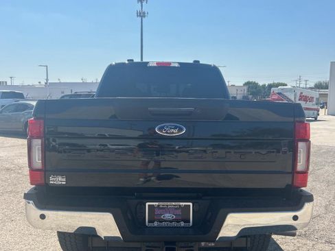 Used 2022 Ford F250 Lariat w/ Lariat Ultimate Package image 4