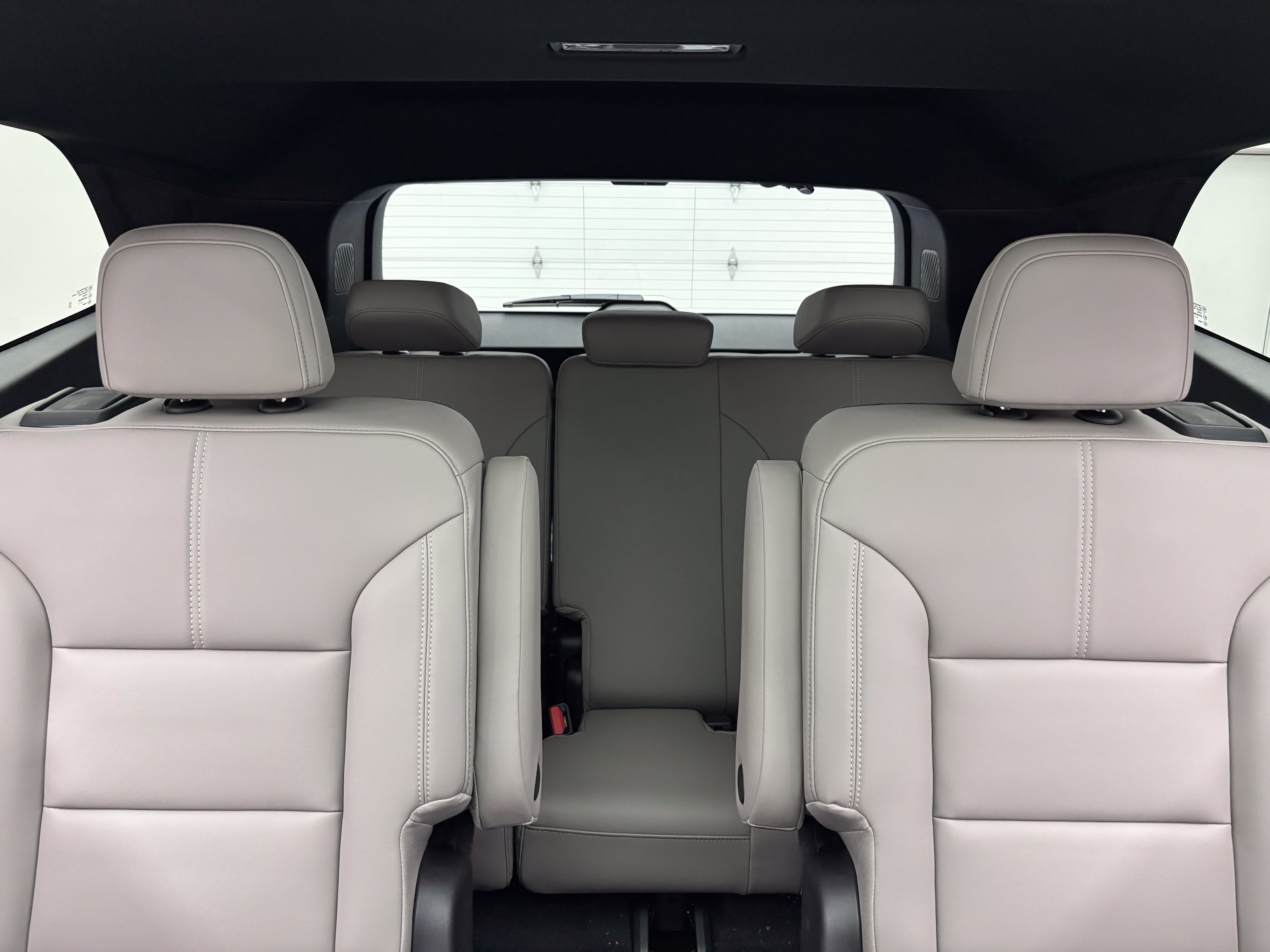 New 2027 GMC Acadia Elevation w/ Elevation Premium Package AWD/4WD image 42