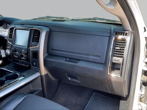 Used 2014 RAM 1500 Sport RWD image 17