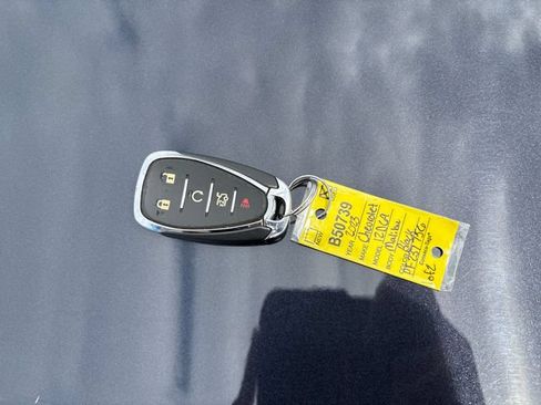 Used 2023 Chevrolet Malibu LT FWD image 34