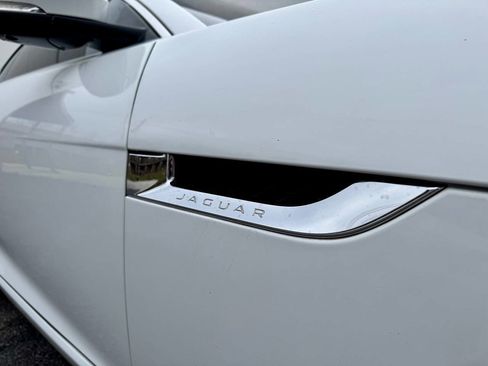 Used 2017 Jaguar F-TYPE Coupe image 10
