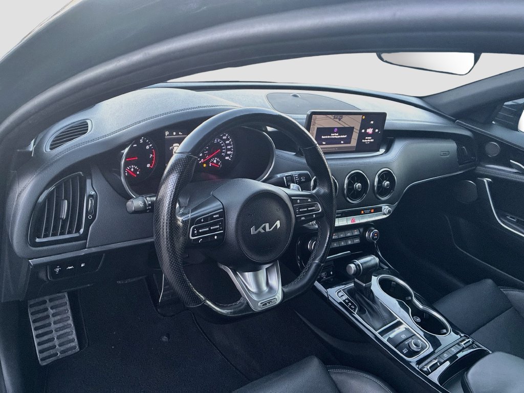 Used 2023 Kia Stinger GT-Line w/ Sun & Sound Package RWD image 9
