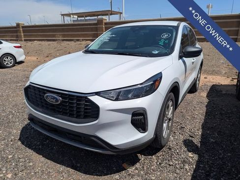 Used 2023 Ford Escape Active FWD image 3