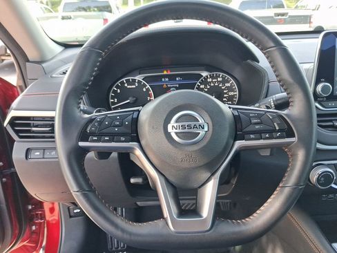 Certified 2020 Nissan Altima 2.5 SR FWD image 17