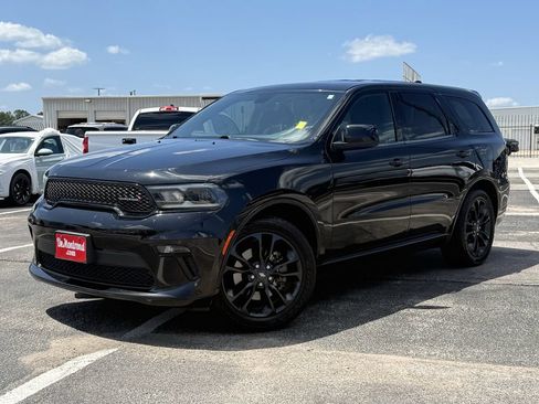 Used 2022 Dodge Durango SXT w/ Blacktop Package RWD image 1