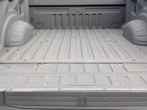 New 2025 Ford F250 Lariat w/ Lariat Ultimate Package image 19