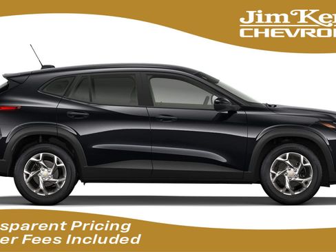 New 2026 Chevrolet Trax LS w/ LS Convenience Package FWD image 4