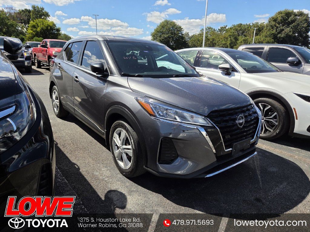 Used 2023 Nissan Kicks S FWD image 1