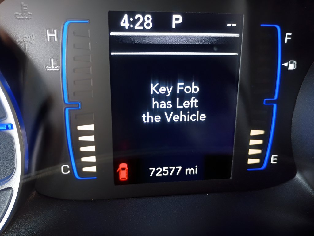 Used 2023 Chrysler Voyager LX FWD image 6