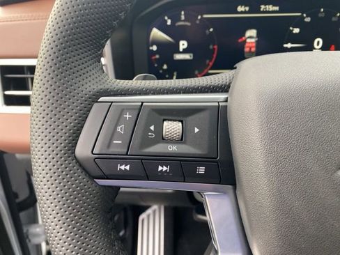 New 2025 Mitsubishi Outlander SEL image 22