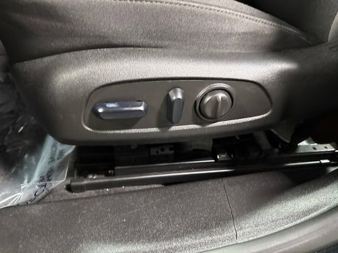 Used 2024 Chevrolet Malibu LT FWD image 21