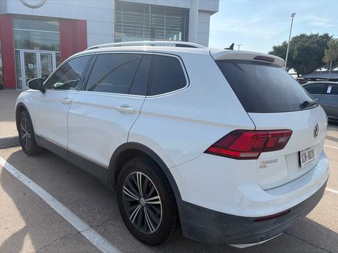 Used 2019 Volkswagen Tiguan SE FWD image 10