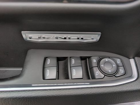 Used 2023 GMC Sierra 1500 Denali w/ Denali Reserve Package image 17