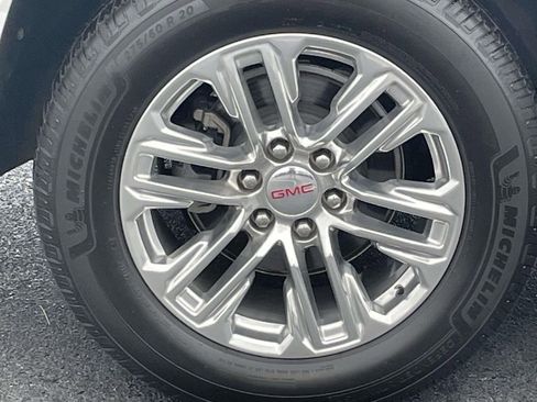 Used 2021 GMC Yukon SLT image 12