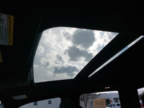 Used 2018 Ford F150 XLT w/ Equipment Group 302A Luxury image 32