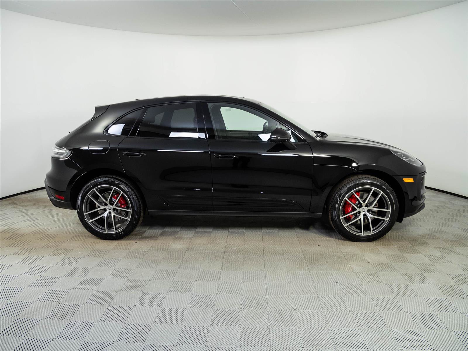 New 2026 Porsche Macan S AWD/4WD image 28