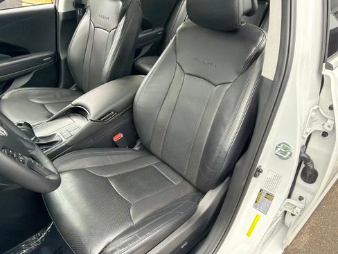 Used 2017 Hyundai Azera Limited FWD image 20