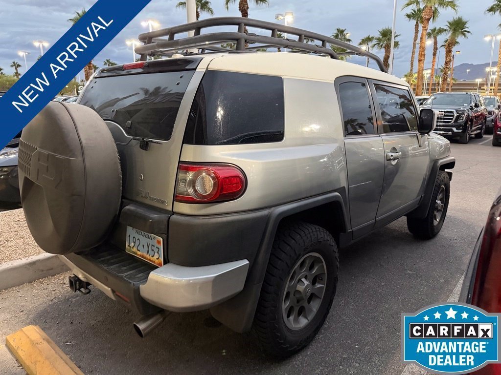Used 2012 Toyota FJ Cruiser 4WD w/ Upgrade Pkg image 3