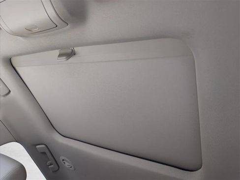 Used 2018 GMC Acadia Denali w/ Technology Package image 16