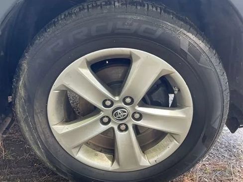 Used 2015 Toyota RAV4 XLE AWD/4WD image 20