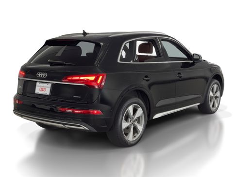 Used 2023 Audi Q5 2.0T Premium Plus w/ Premium Plus Package image 9
