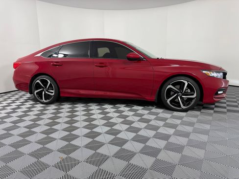 Used 2018 Honda Accord Sport image 8