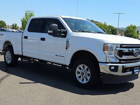 Used 2020 Ford F250 XLT w/ XLT Value Package AWD/4WD image 2