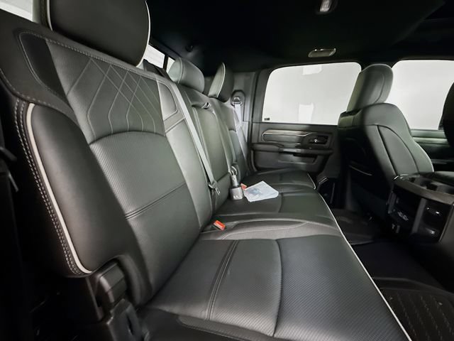 Used 2025 RAM 2500 Limited AWD/4WD image 27