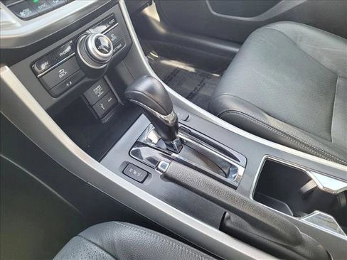 Used 2013 Honda Accord Touring image 12