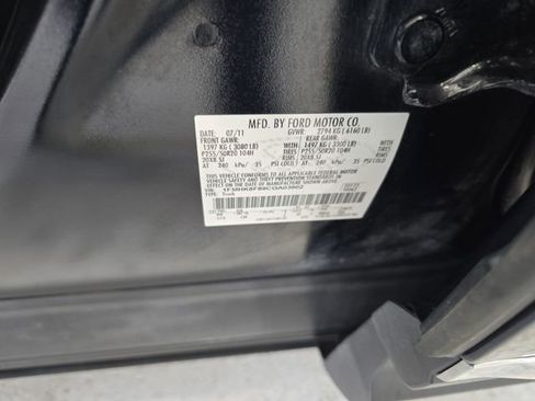 Used 2012 Ford Explorer Limited image 17