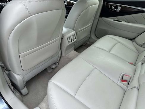 Used 2019 INFINITI Q50 Luxe w/ Essential Package (3.0T Luxe) AWD/4WD image 14