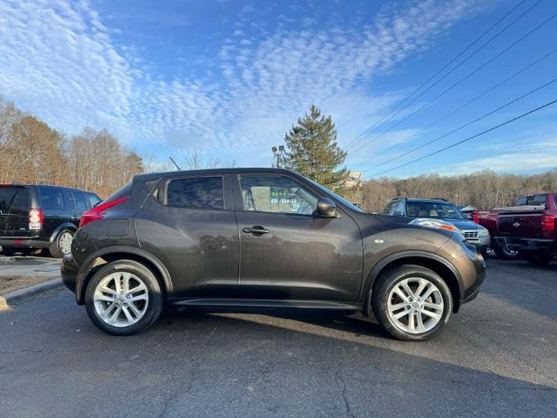 Used 2013 Nissan Juke SL AWD/4WD image 4