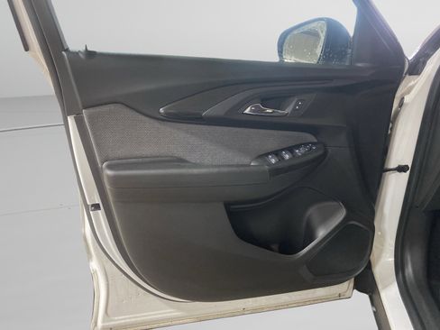 Used 2023 Chevrolet TrailBlazer LS image 13